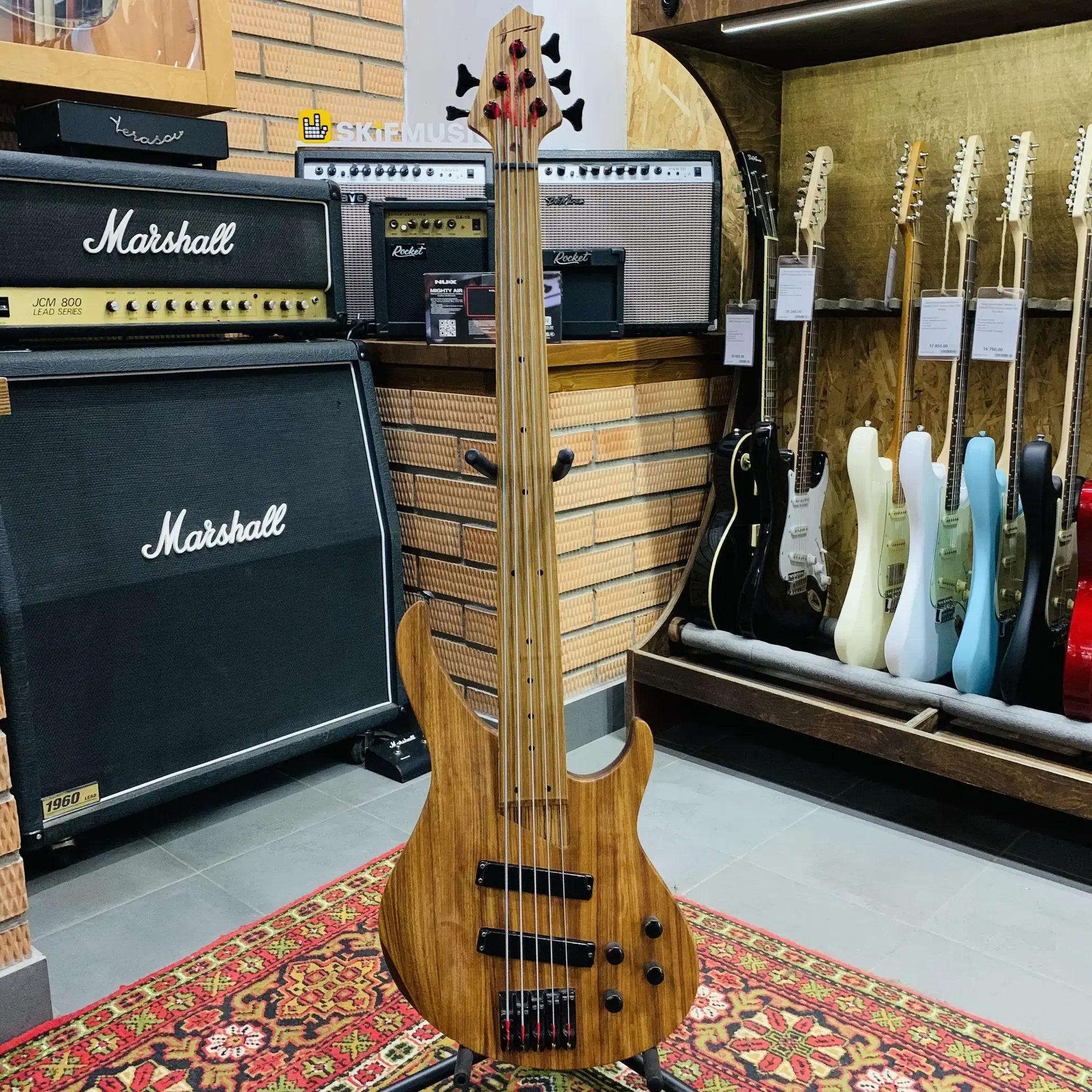 Изображение №4