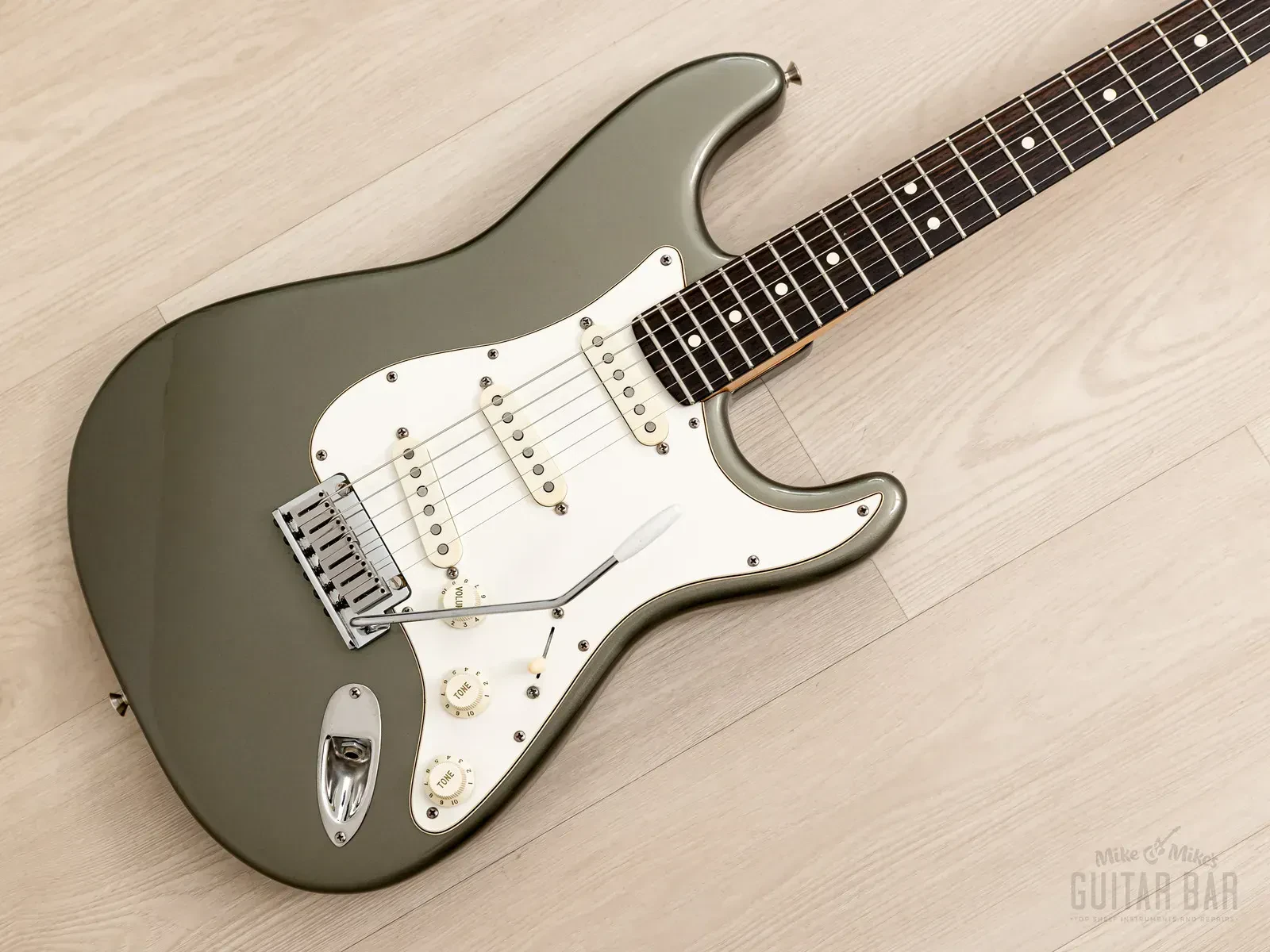 1988 Fender American Standard Stratocaster Pewter, 100% Original w/ Case