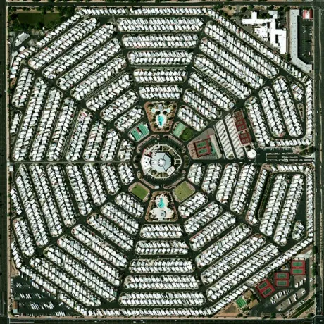 MODEST MOUSE - Strangers To Ourselves (CD)
