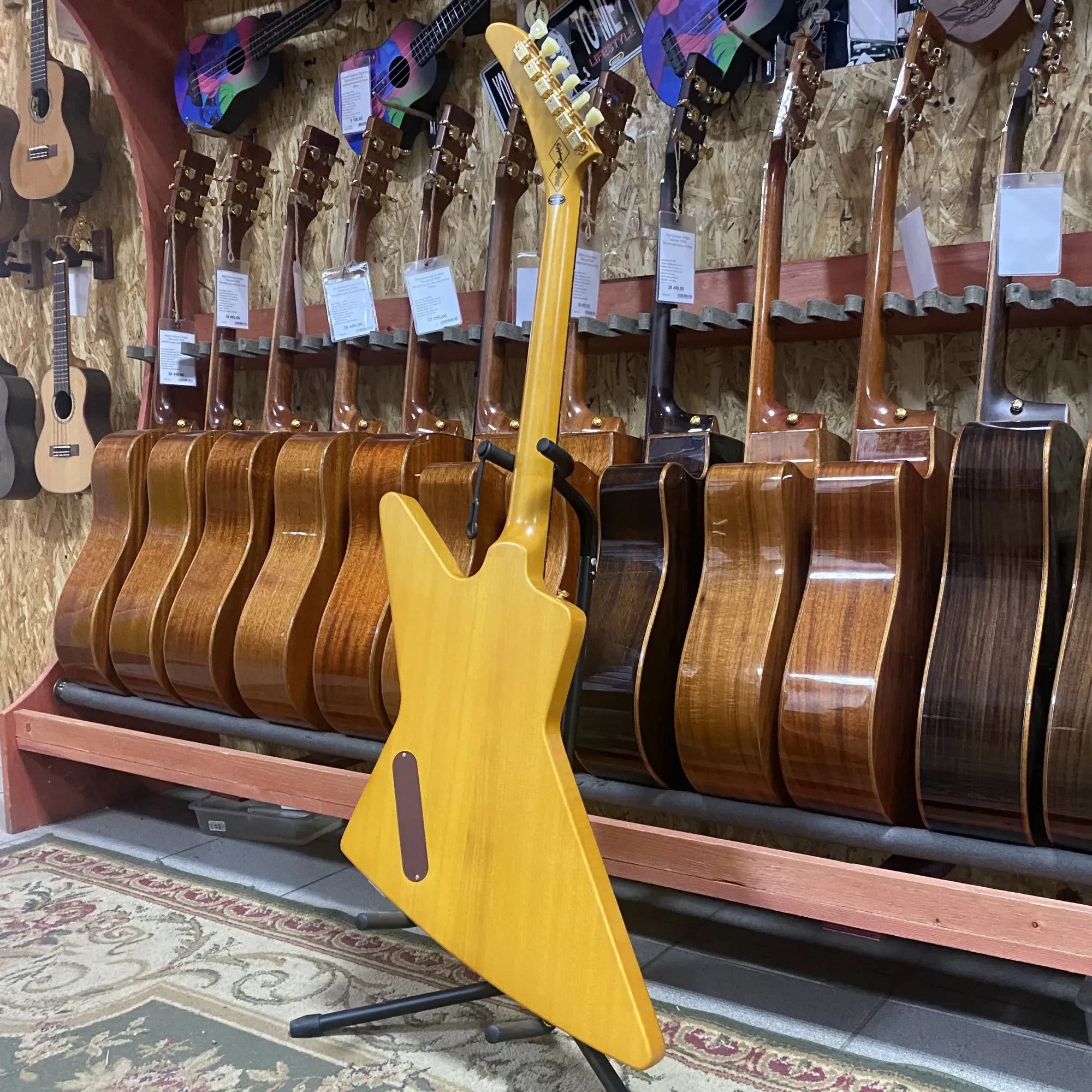 Изображение №12