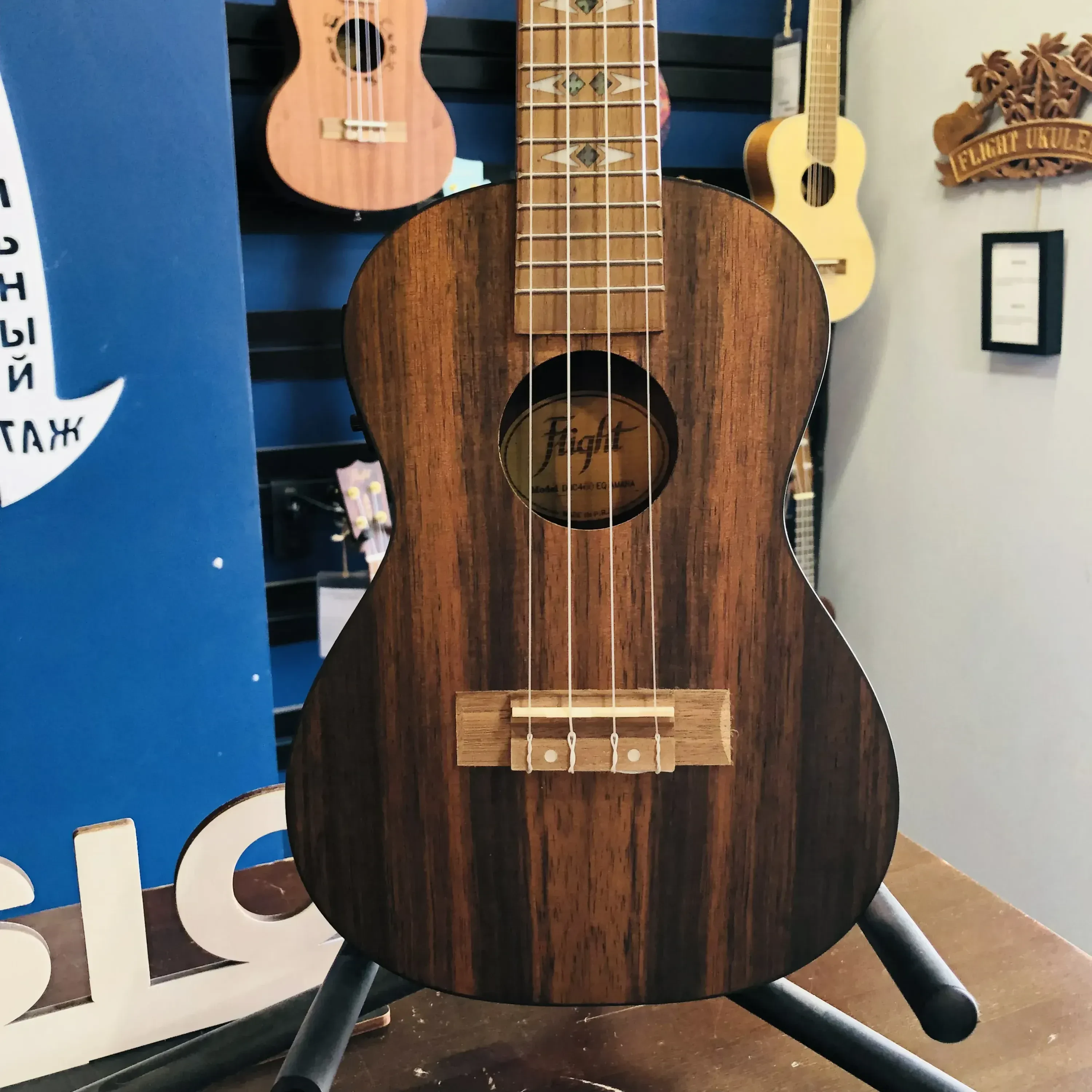 Укулеле концерт Flight DUC 460 EQ AMARA 2021 w/gigbag