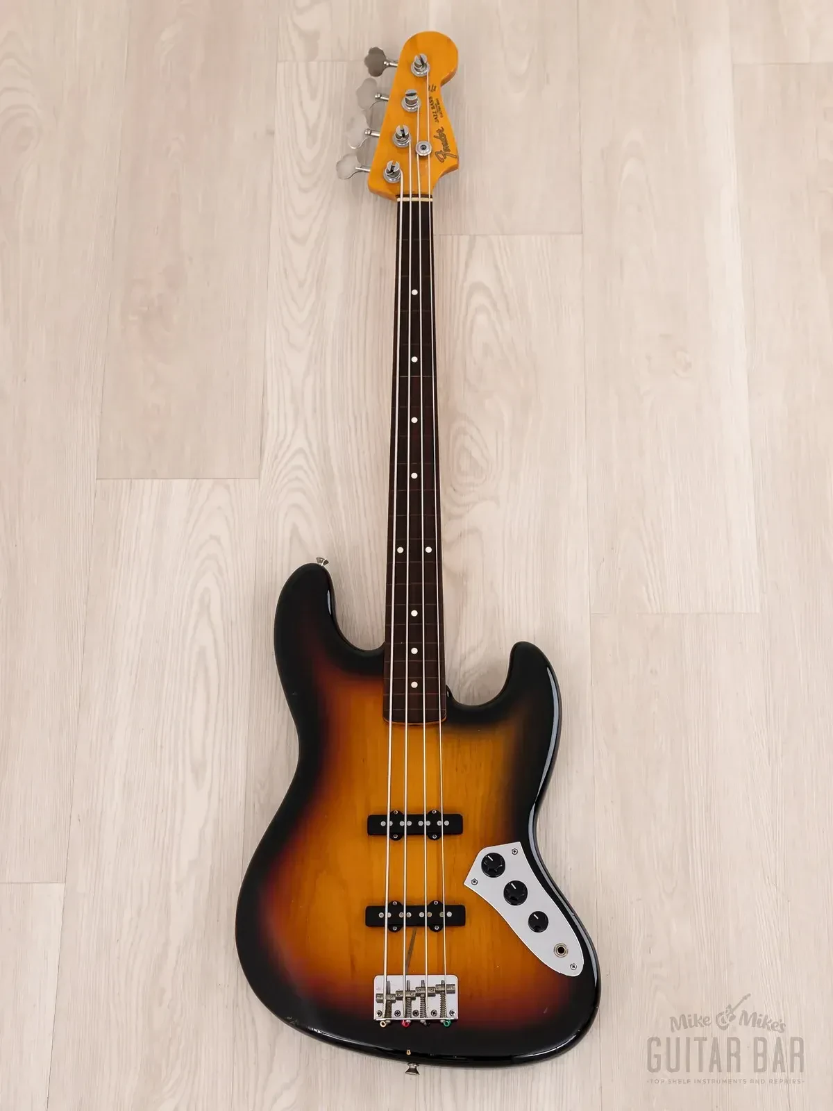 Бас-гитара Fender 1962 Jazz Bass Fretless JB62-77FL JJ Three-Tone Sunburst w/gigbag Japan 1994