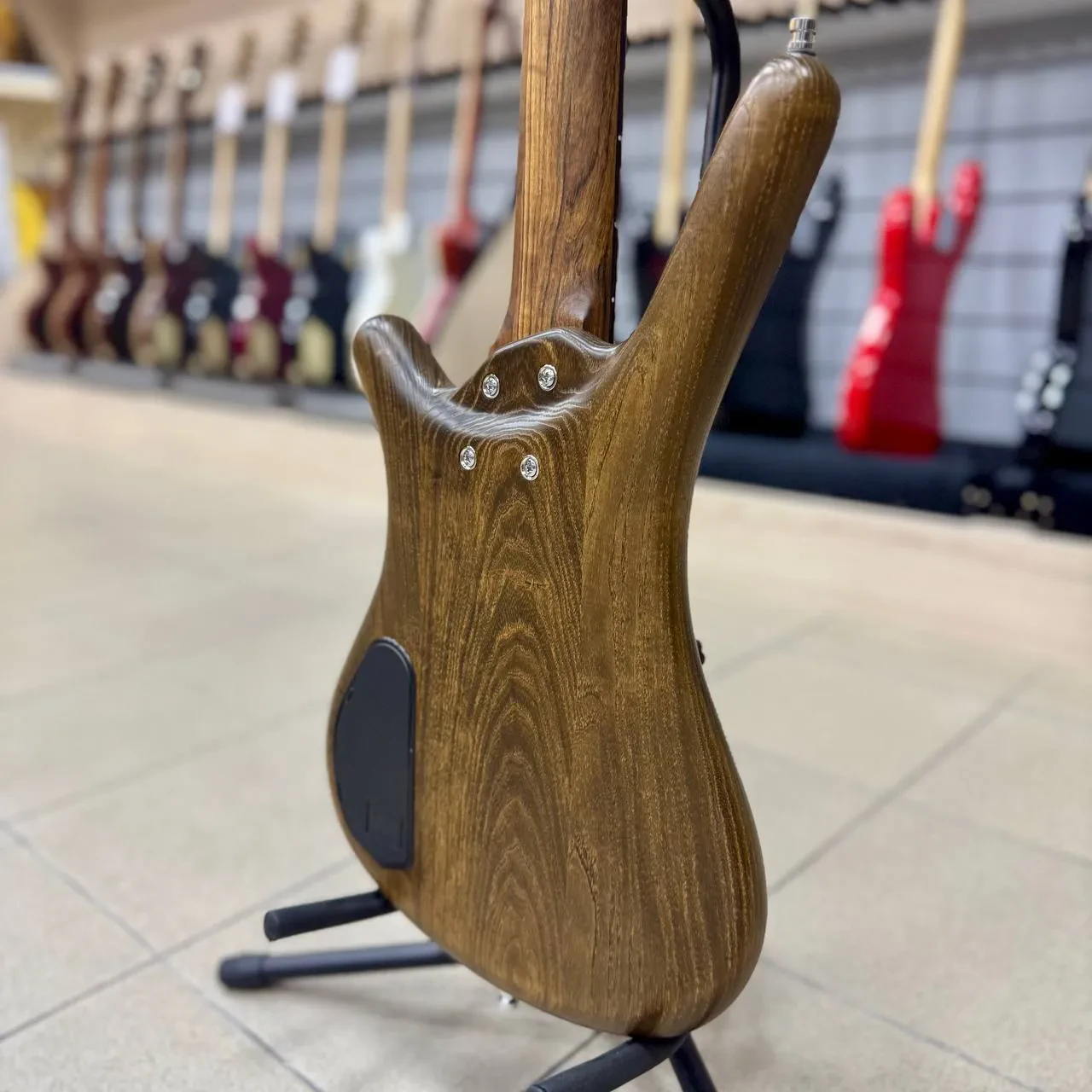 Изображение №11