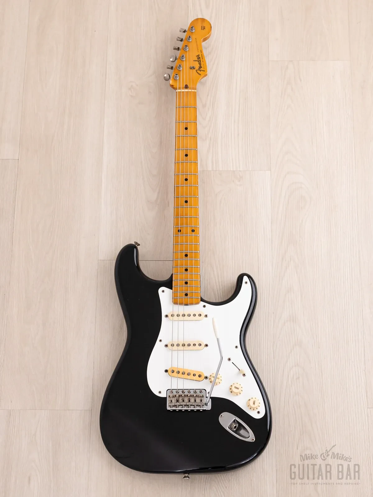Электрогитара Fender Stratocaster 1957 Vintage Reissue ST57-85 SSS Black w/gigbag Japan 1983
