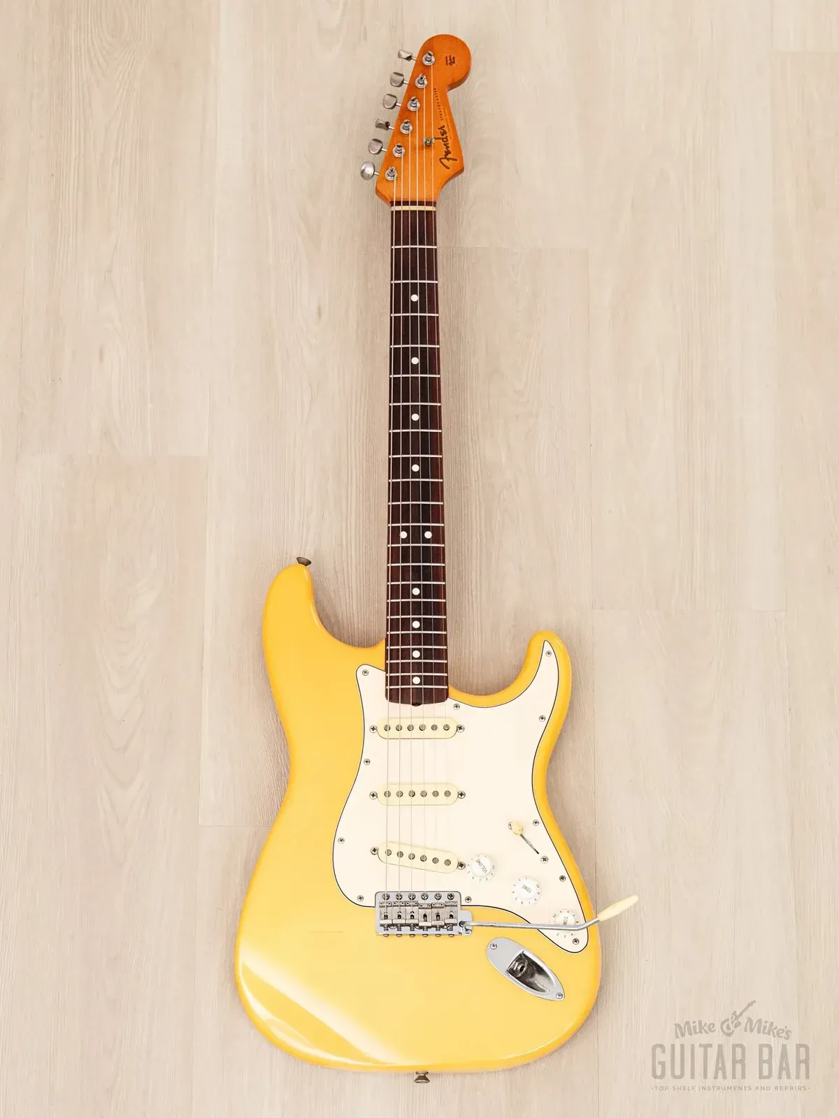 Электрогитара Fender American Vintage 1962 Stratocaster SSS Olympic White w/case USA 1991