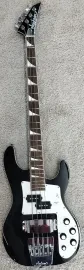 Jackson X Series Concert™ Bass CBXNT DX IV, Laurel Fingerboard, Gloss Black