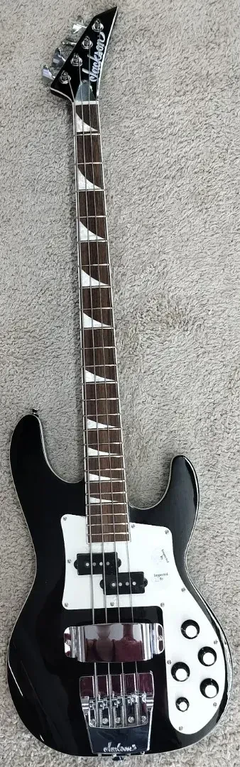 Jackson X Series Concert™ Bass CBXNT DX IV, Laurel Fingerboard, Gloss Black