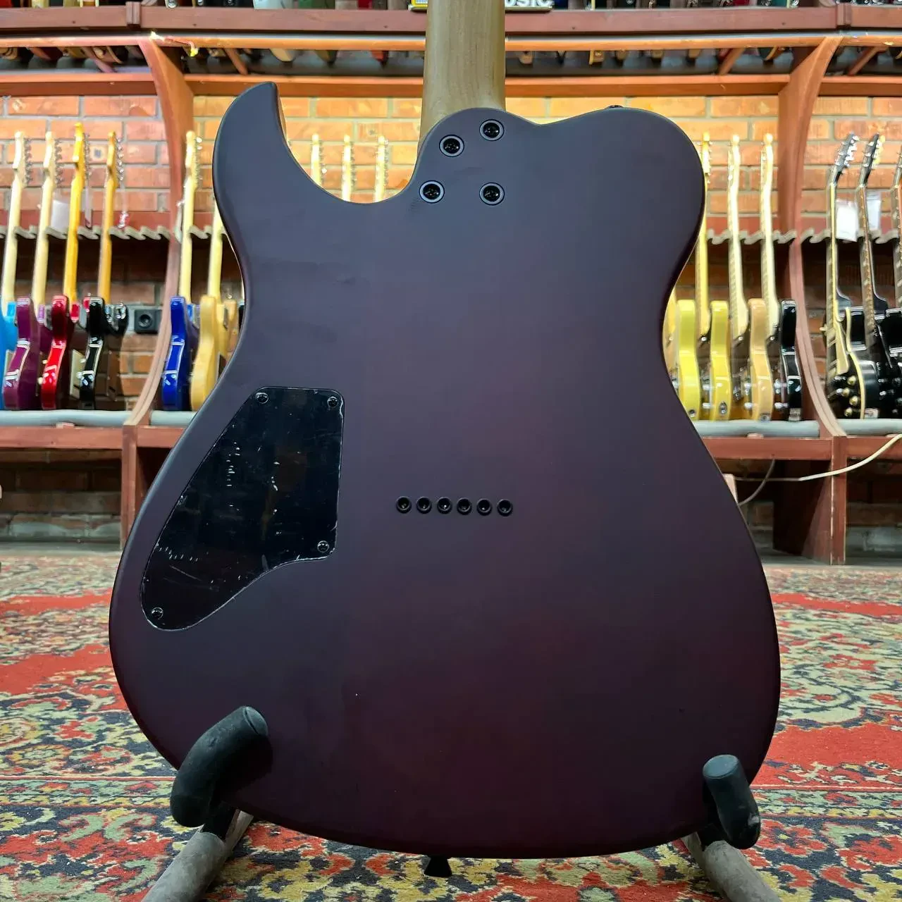 Изображение №4