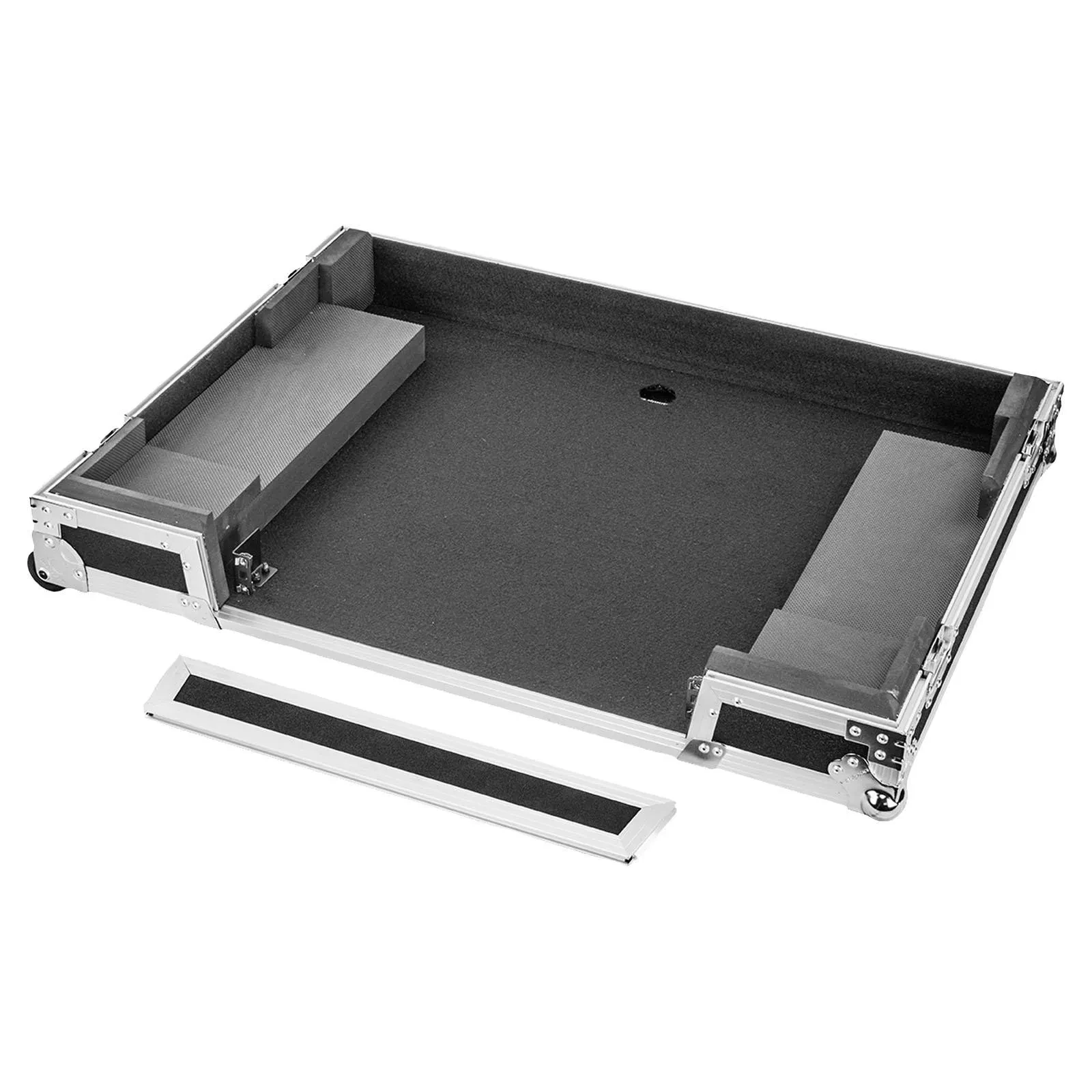 Кейс для микшера Odyssey ULAHQU7DW Ultra-Light Series для Qu-7 на колесах