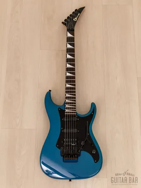 Электрогитара Charvel by Jackson Ark Series AR-090-SSH Pearl Blue  Japan 1990