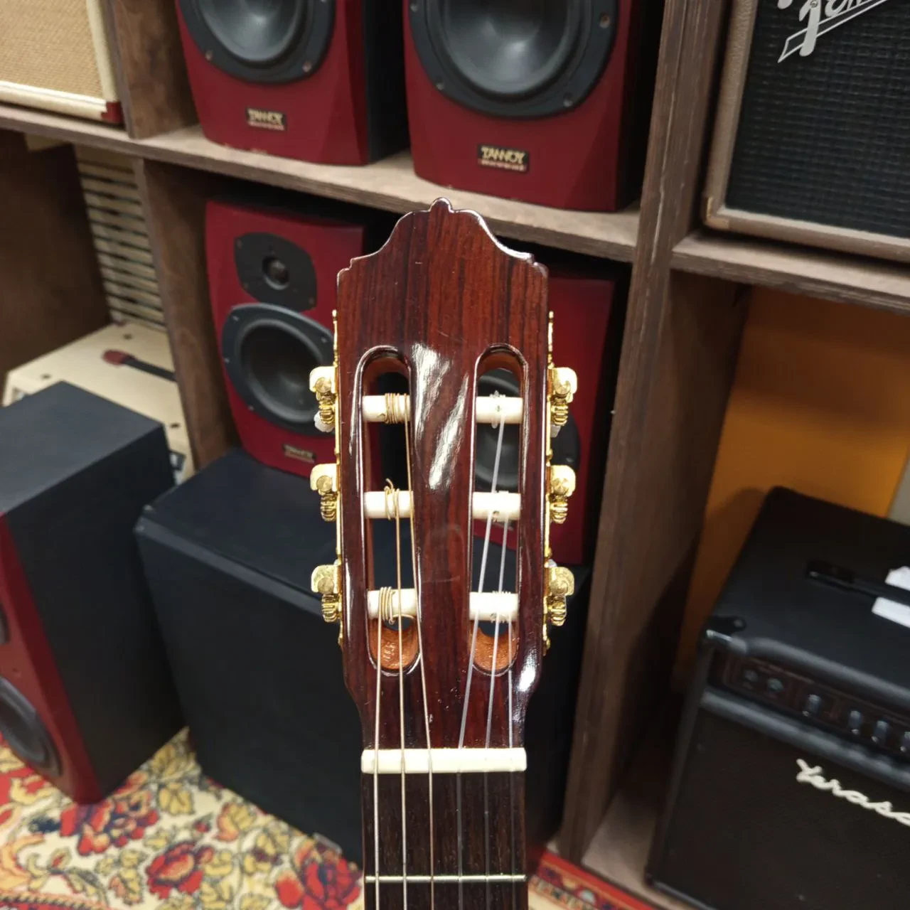 Изображение №9