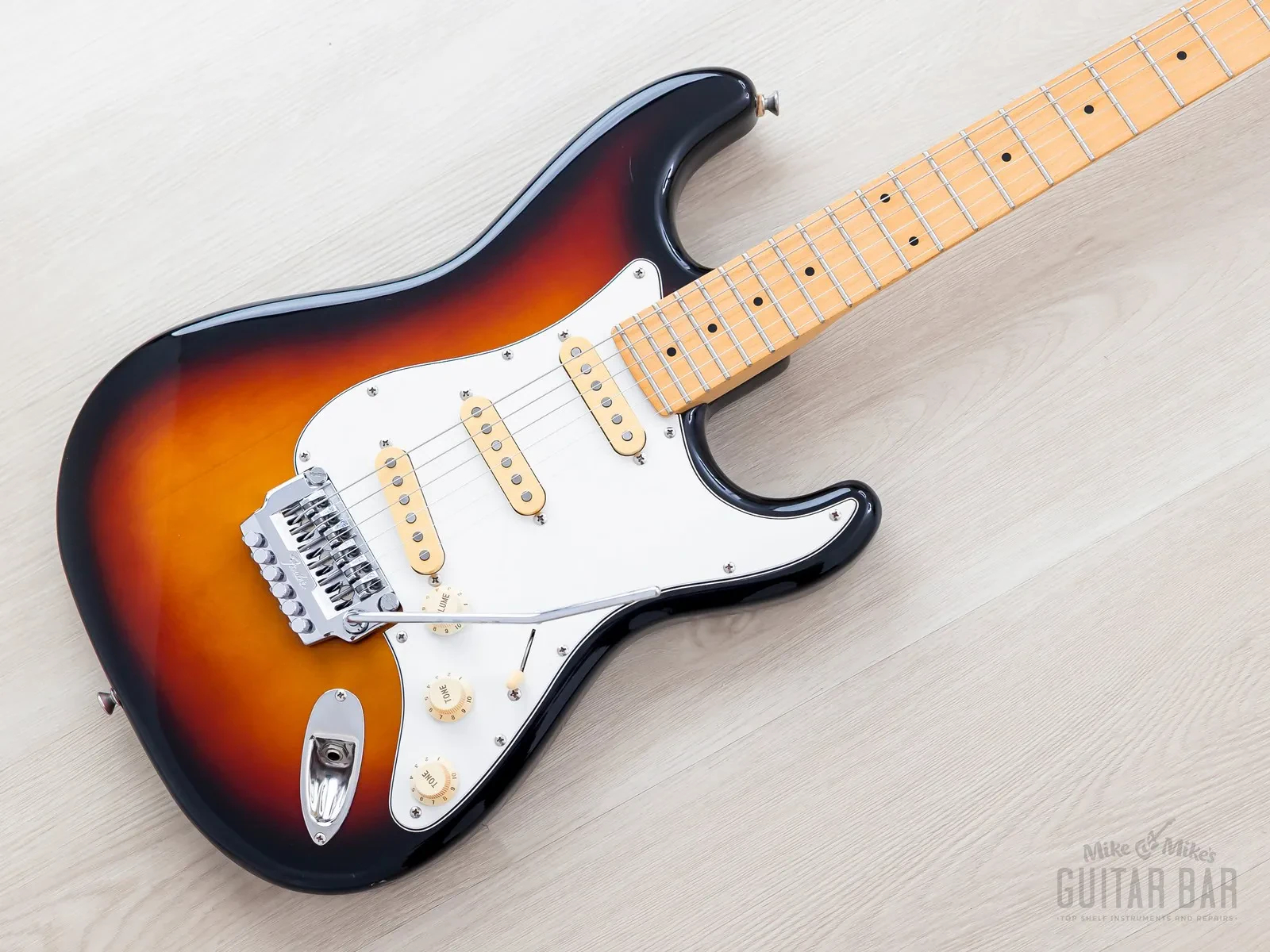 1985 Fender Boxer Series Stratocaster ST557 w/ Blade Shooter, Japan MIJ Fujigen