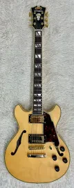 Б/У Электрогитара полуакустическая D'Angelico Mini Double Cutaway DADMINIDCSHNGS Hollow Body, сатиновый медовый