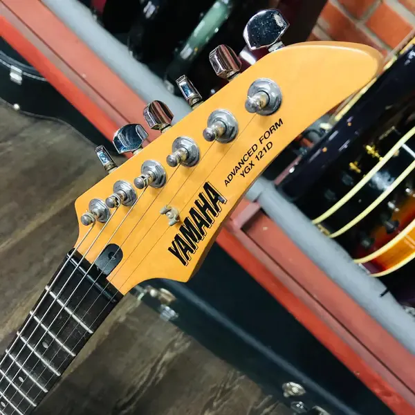 Yamaha YGX121D Superstrat HSH Tremolo Black Japan 1990s Yamaha YGX121D Superstrat HSH Tremolo Black Japan 1990s