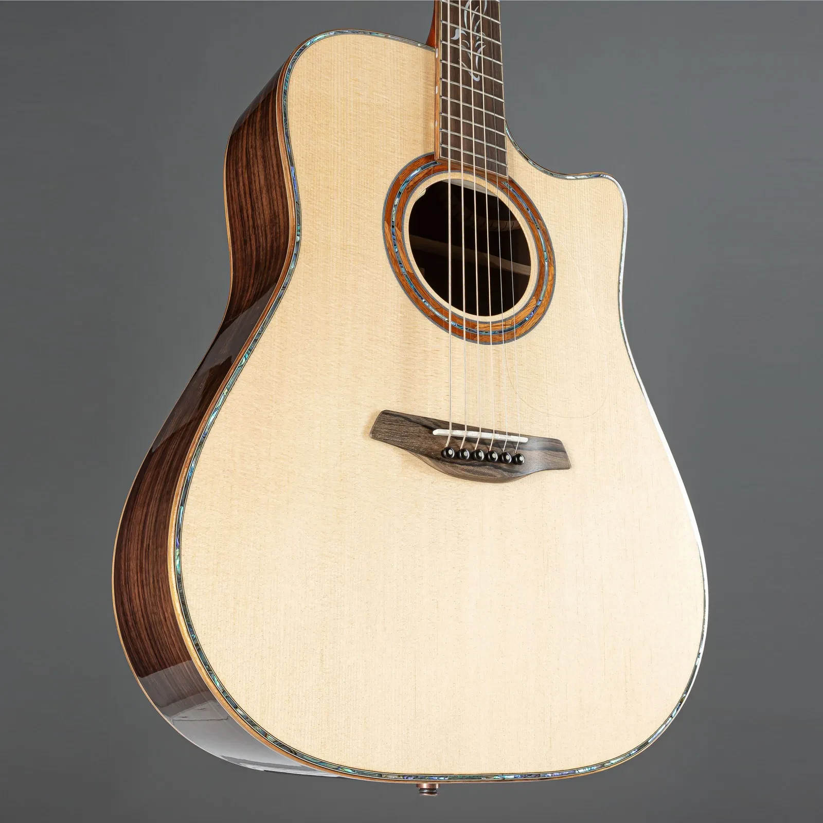 Изображение №6