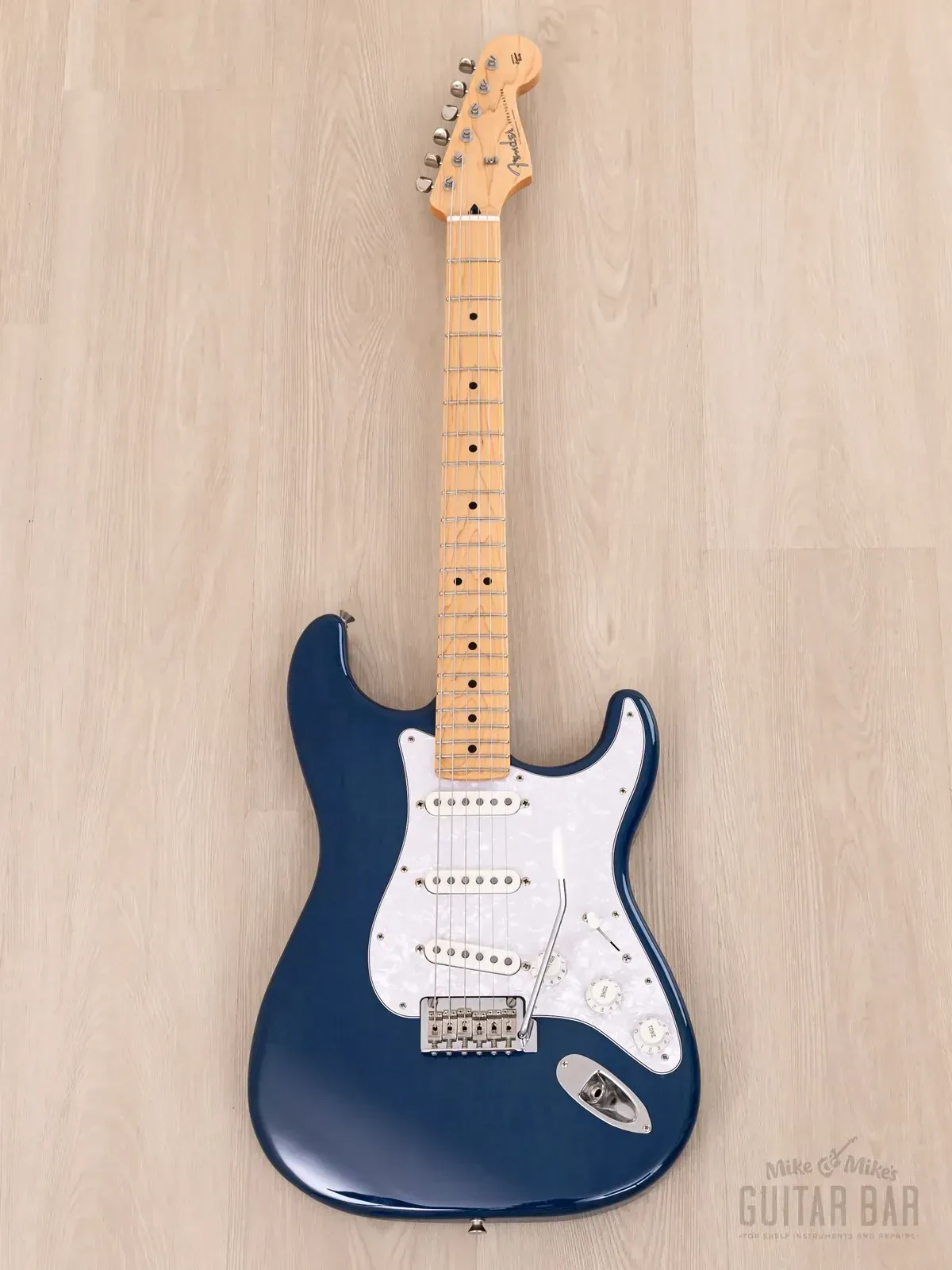 Электрогитара Fender Hybrid II Stratocaster SSS Indigo Trans w/gigbag Japan 2021