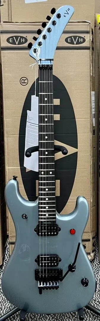 Электрогитара EVH 5150 Standard Ice Blue Metallic
