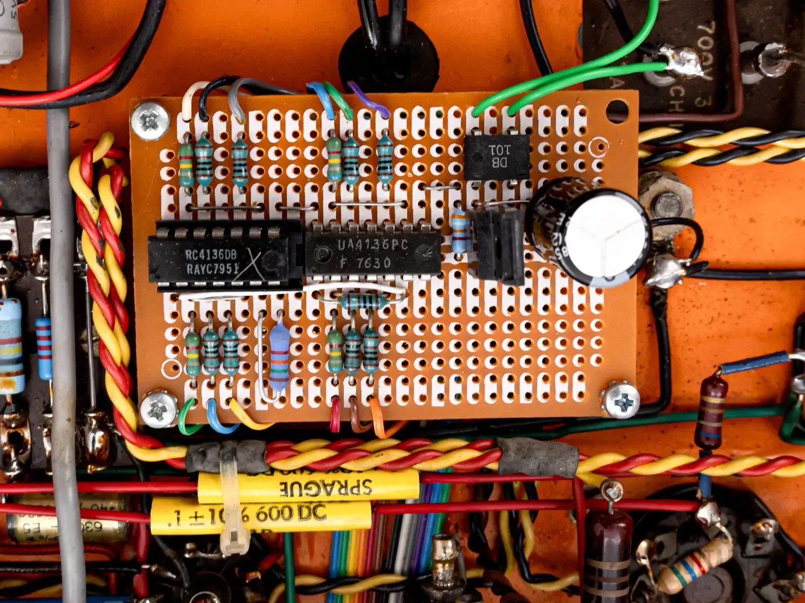 Изображение №14