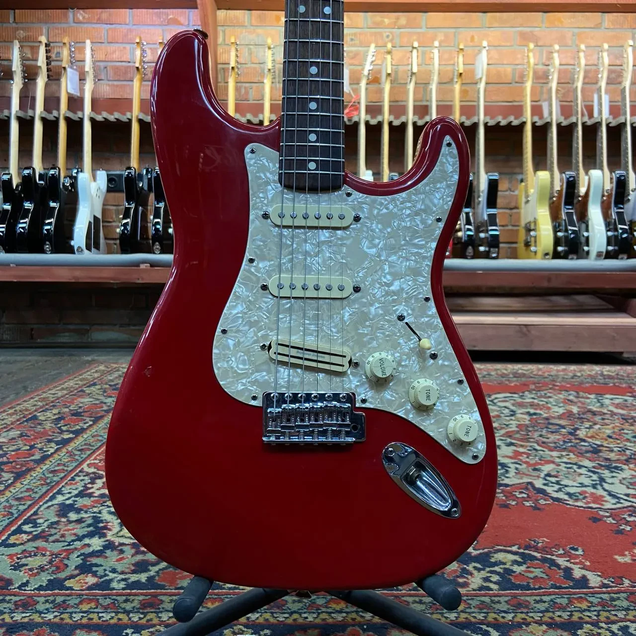 Электрогитара Fender Squier Series Stratocaster S-S-S Mexico 1995