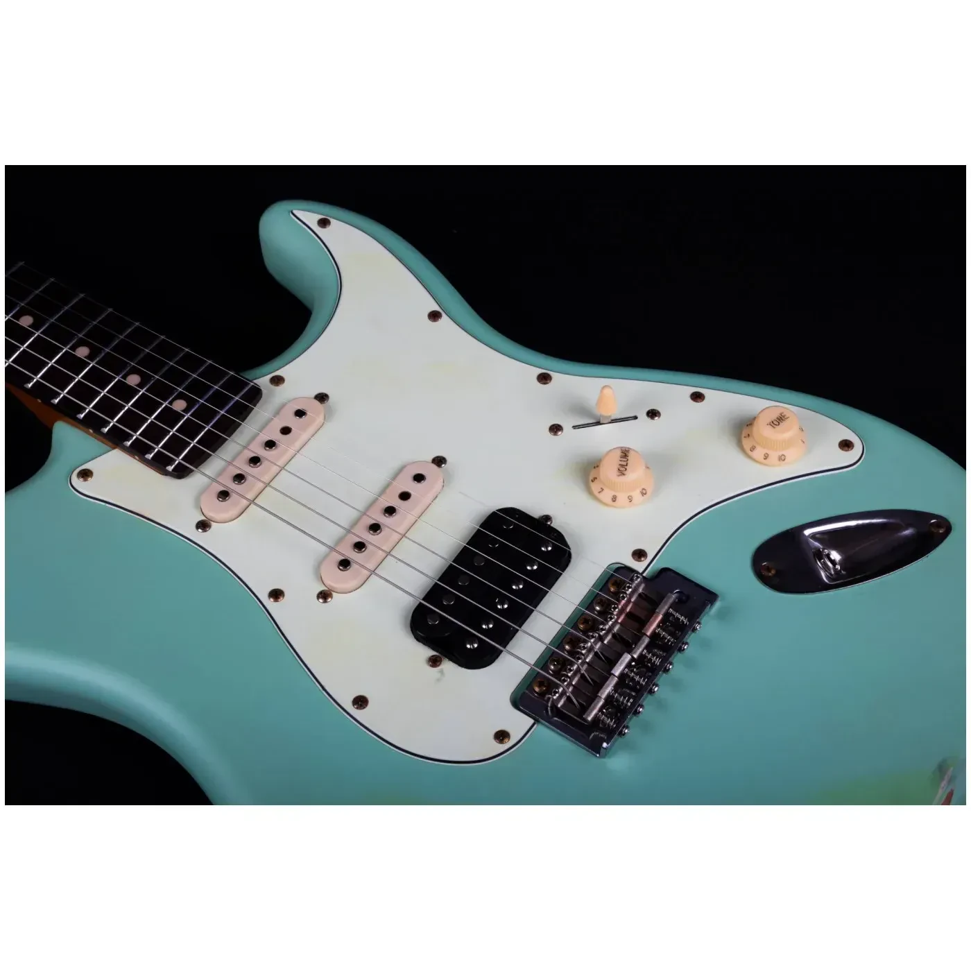 Изображение №6