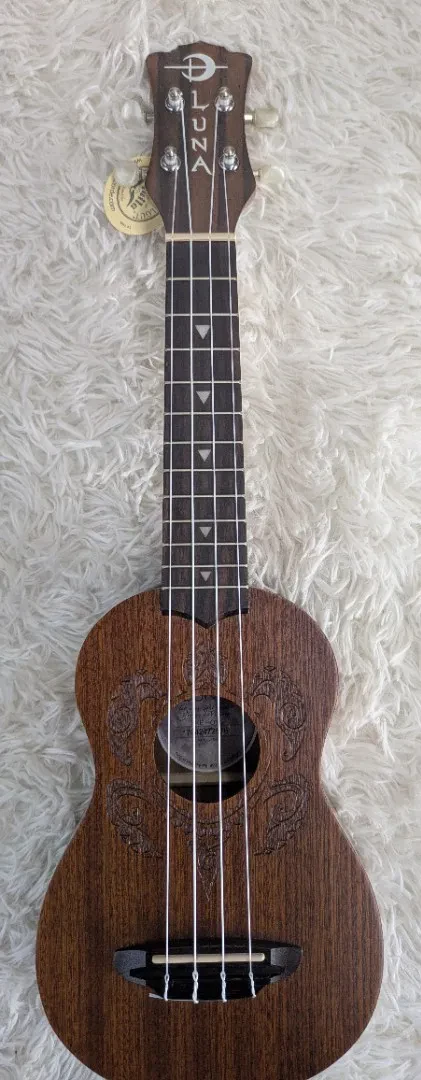 Luna Guitars Luna UKE HONU Turtle Soprano Size Mahogany Ukulele with Gig Bag
