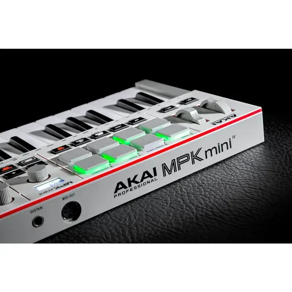 AKAI MPK mini ホワイト Akai Professional MPK Mini MK4 25-Key, 8 Pad, White купить в