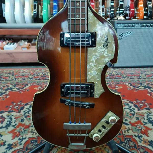 Бас-гитара Hofner 500/1 Violin Beatle Bass H-H Sunburst Germany 1973 W/Case