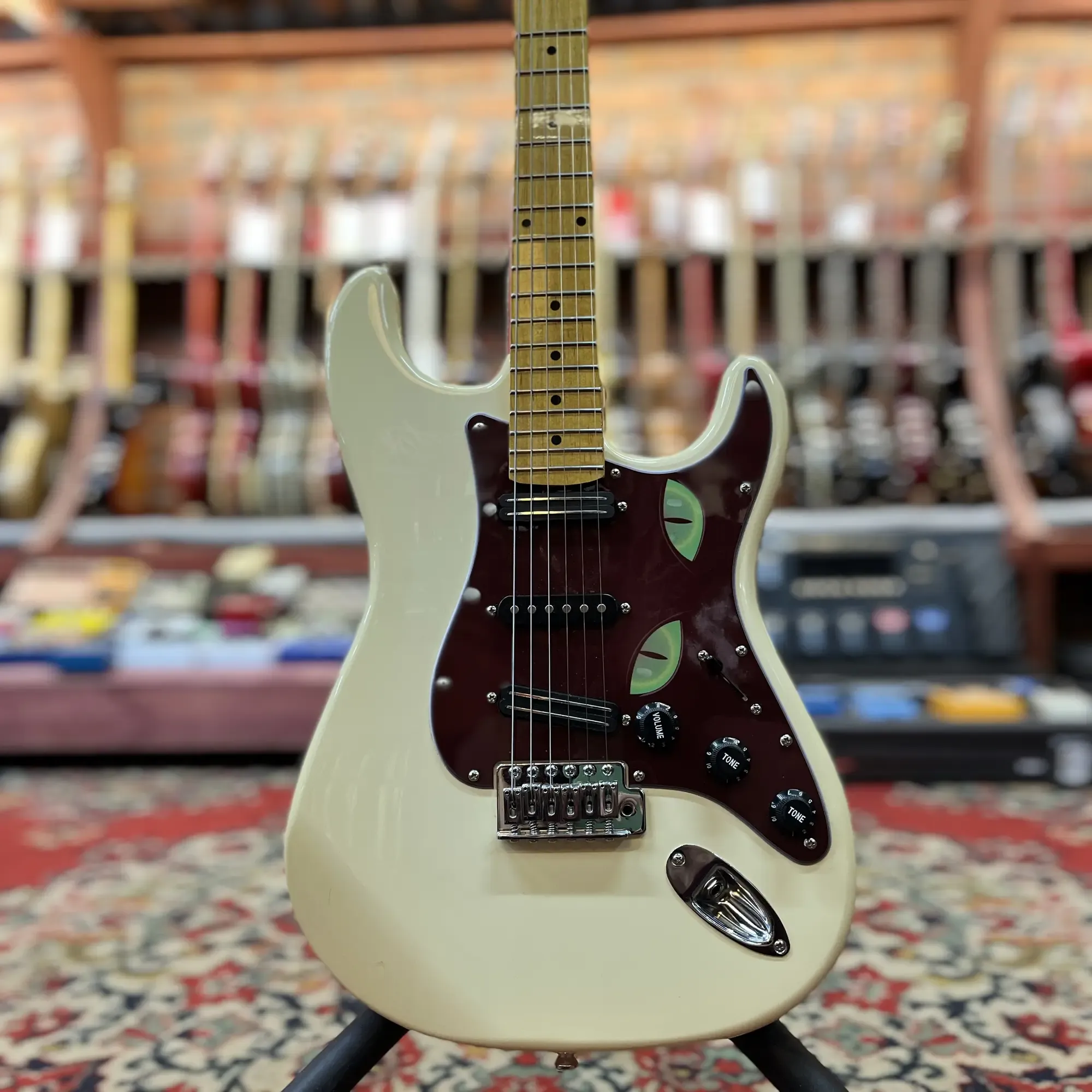 Электрогитара Aria Pro 2 STG-VHJ Vintage White w/gigbag China 2010s