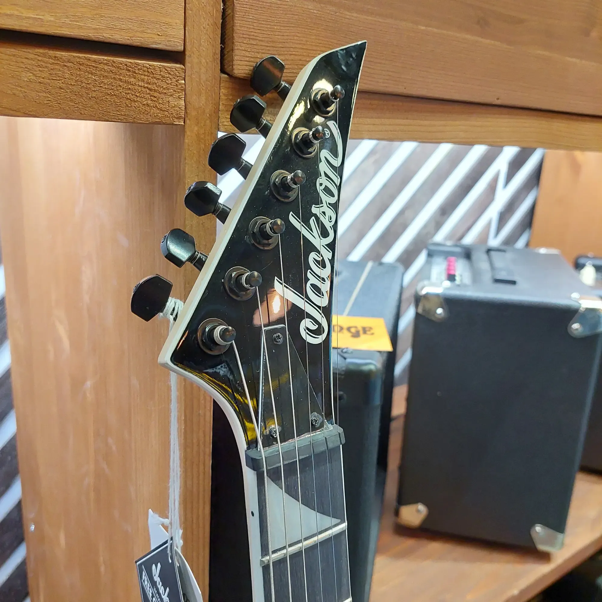 Изображение №6