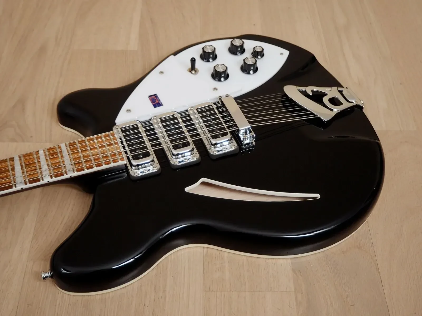 Изображение №4