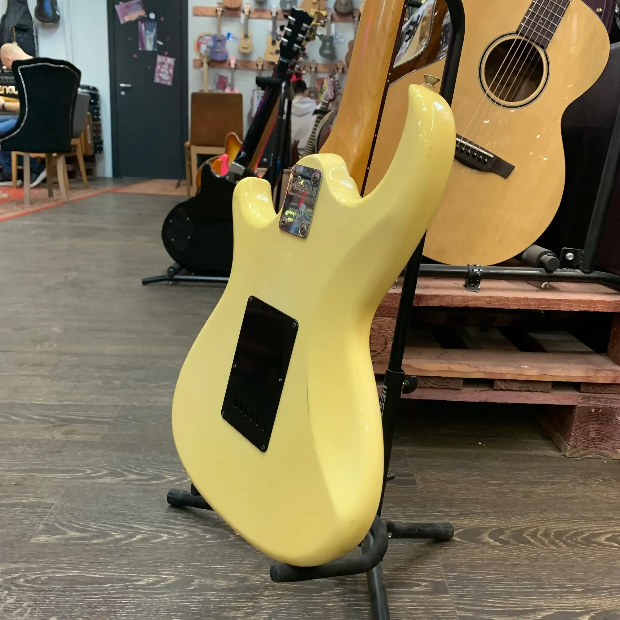 Изображение №6