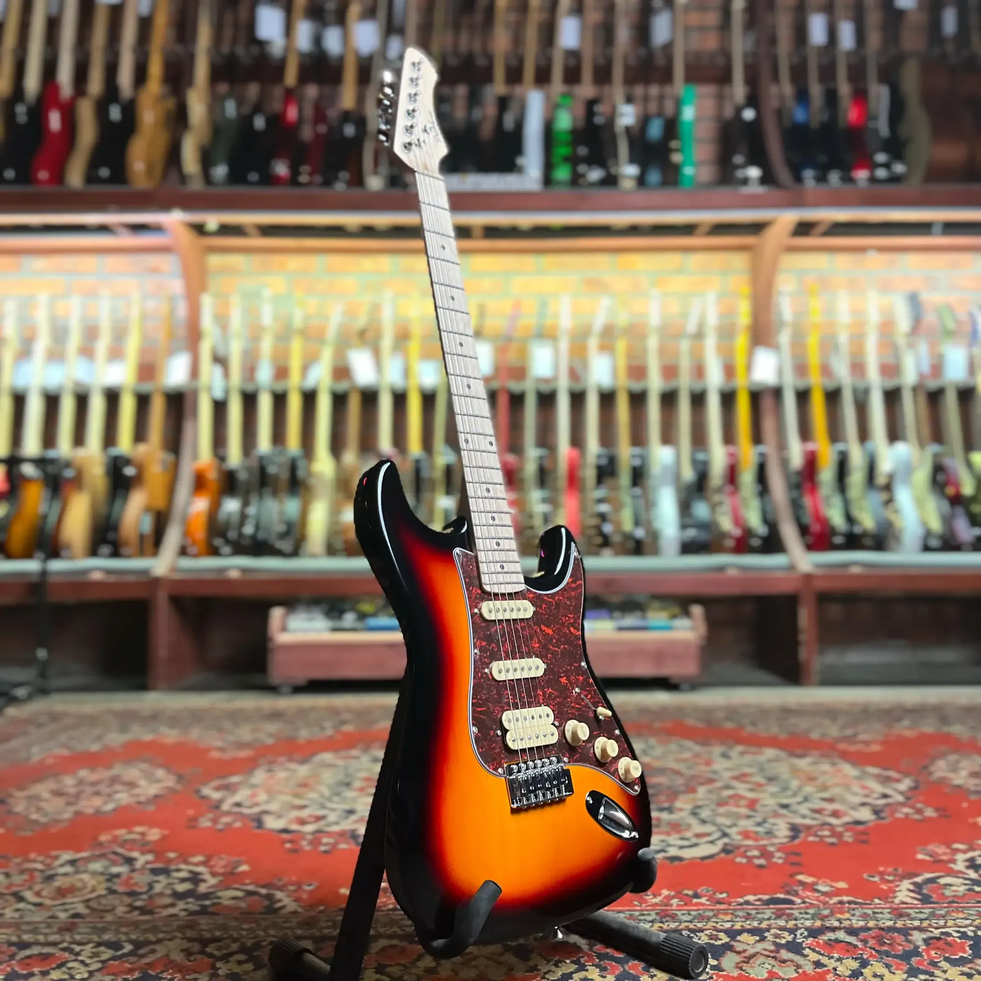 Изображение №6