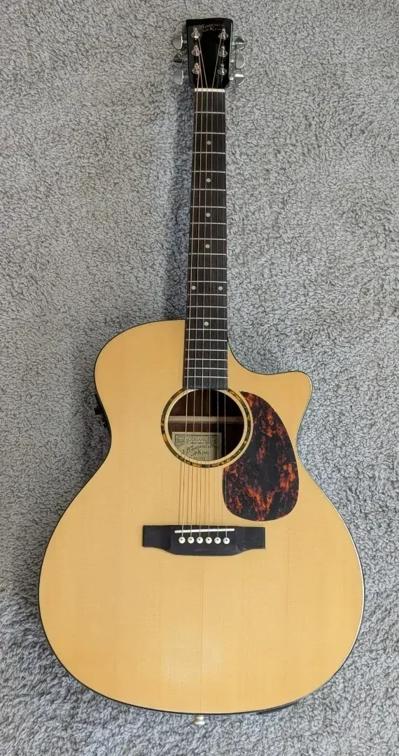 Электроакустическая гитара Recording King RGA-G6CFE5 Grand Auditorium Natural