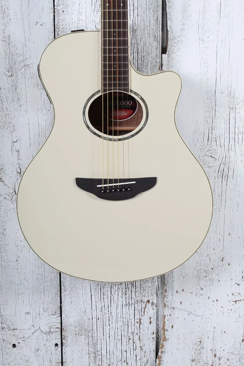 Б/У Электроакустическая гитара Yamaha APX600 Thinline Cutaway 25" винтажный белый