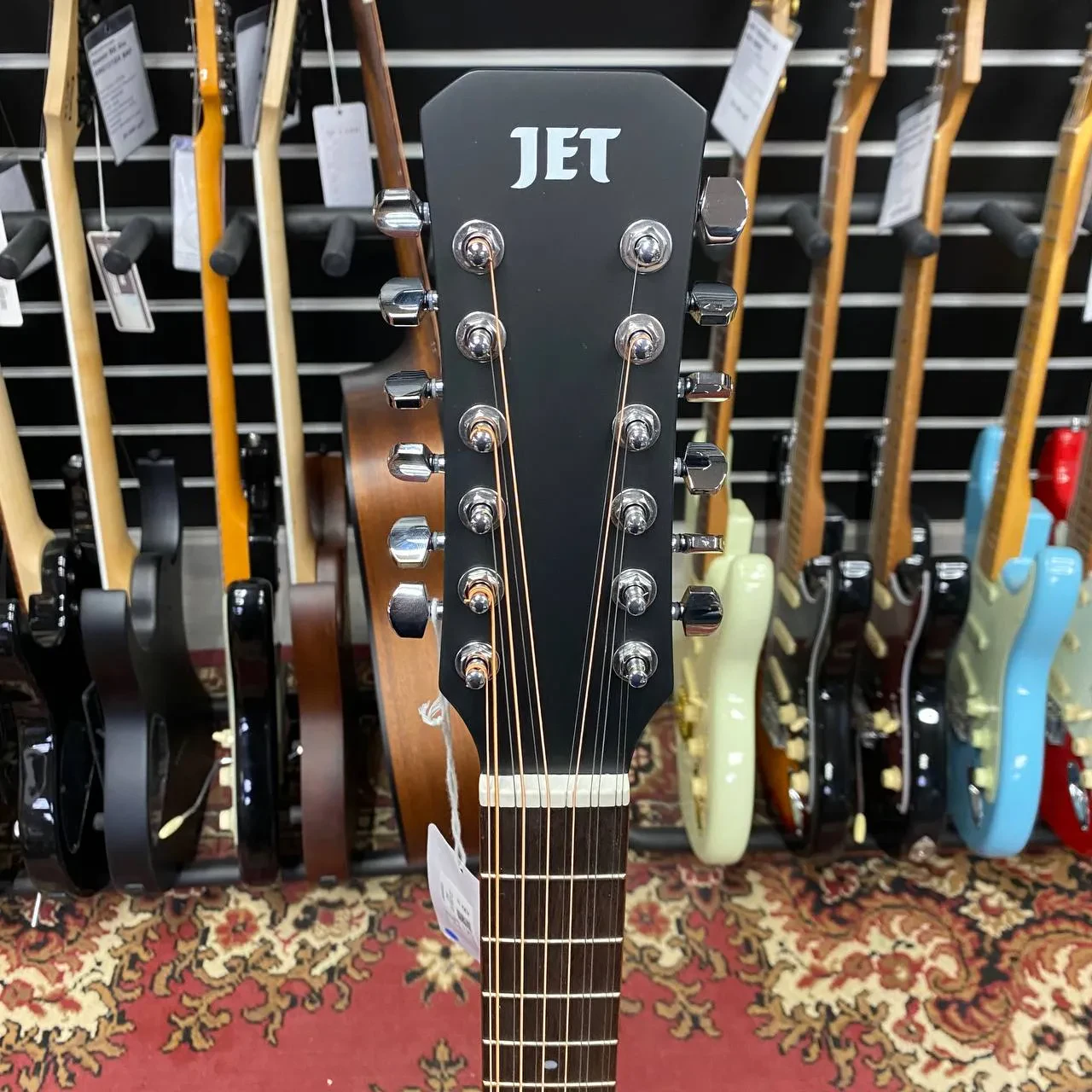 Изображение №6