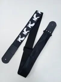 MZ-RG-5-1ApEagleBk Ремень для гитары, черный, аппликация Орел, MEZZO