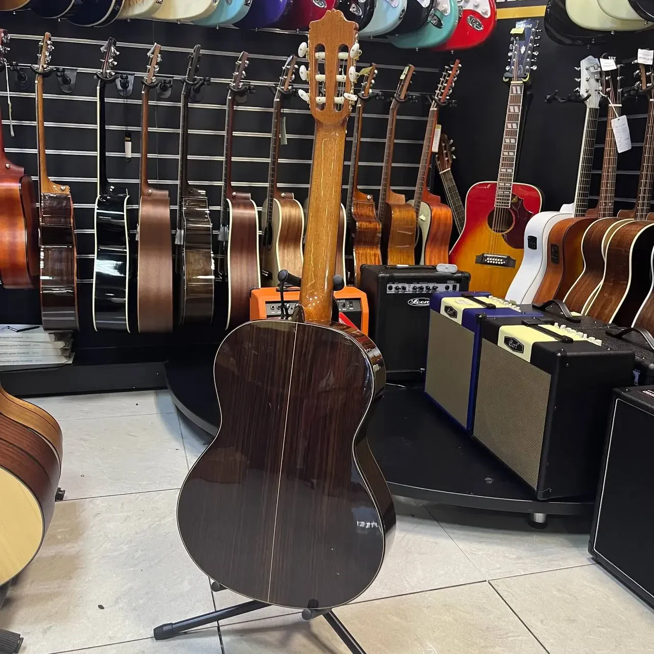 Изображение №4