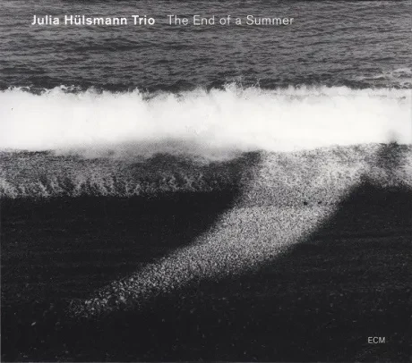 JULIA HÜLSMANN TRIO - The End Of A Summer (CD)