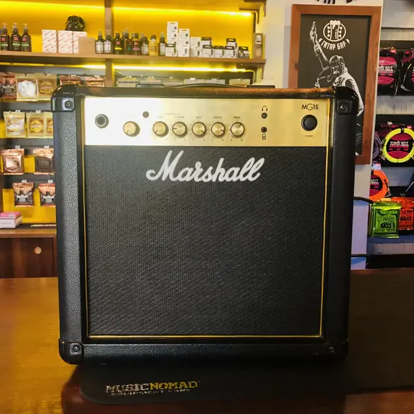 Комбоусилитель для электрогитары Marshall MG15 Vietnam 2020s