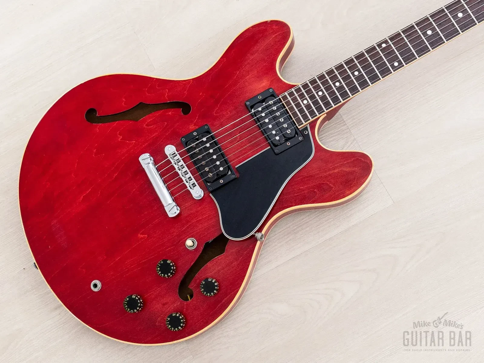 Б/У Электрогитара полуакустическая Gibson ES-335 Pro (1979), Cherry, с звукоснимателями '57 Classic PAFs