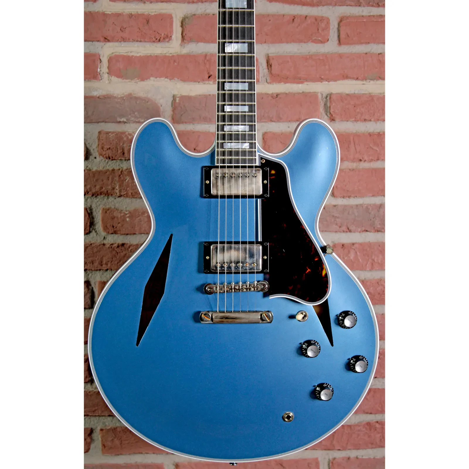 Изображение №3