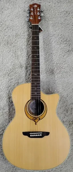 Luna Heartsong Grand Concert Acoustic Electric Guitar with USB Plugin, SONG GC