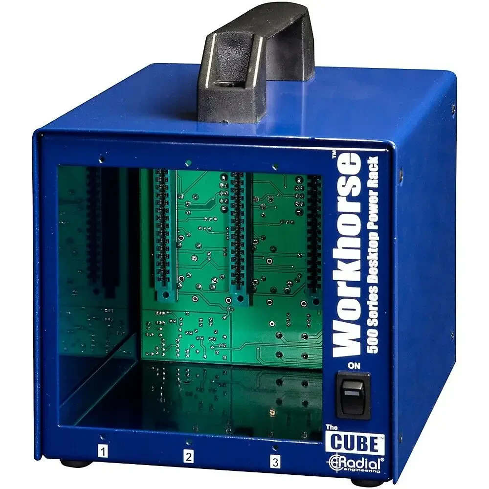 Рэк 500‑серии Radial Engineering Workhorse Cube на 3 слота, настольный с питанием
