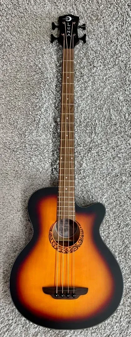 Бас-гитара акустическая Luna Guitars LAB34TRIBALTSB Tribal Tobacco Sunburst
