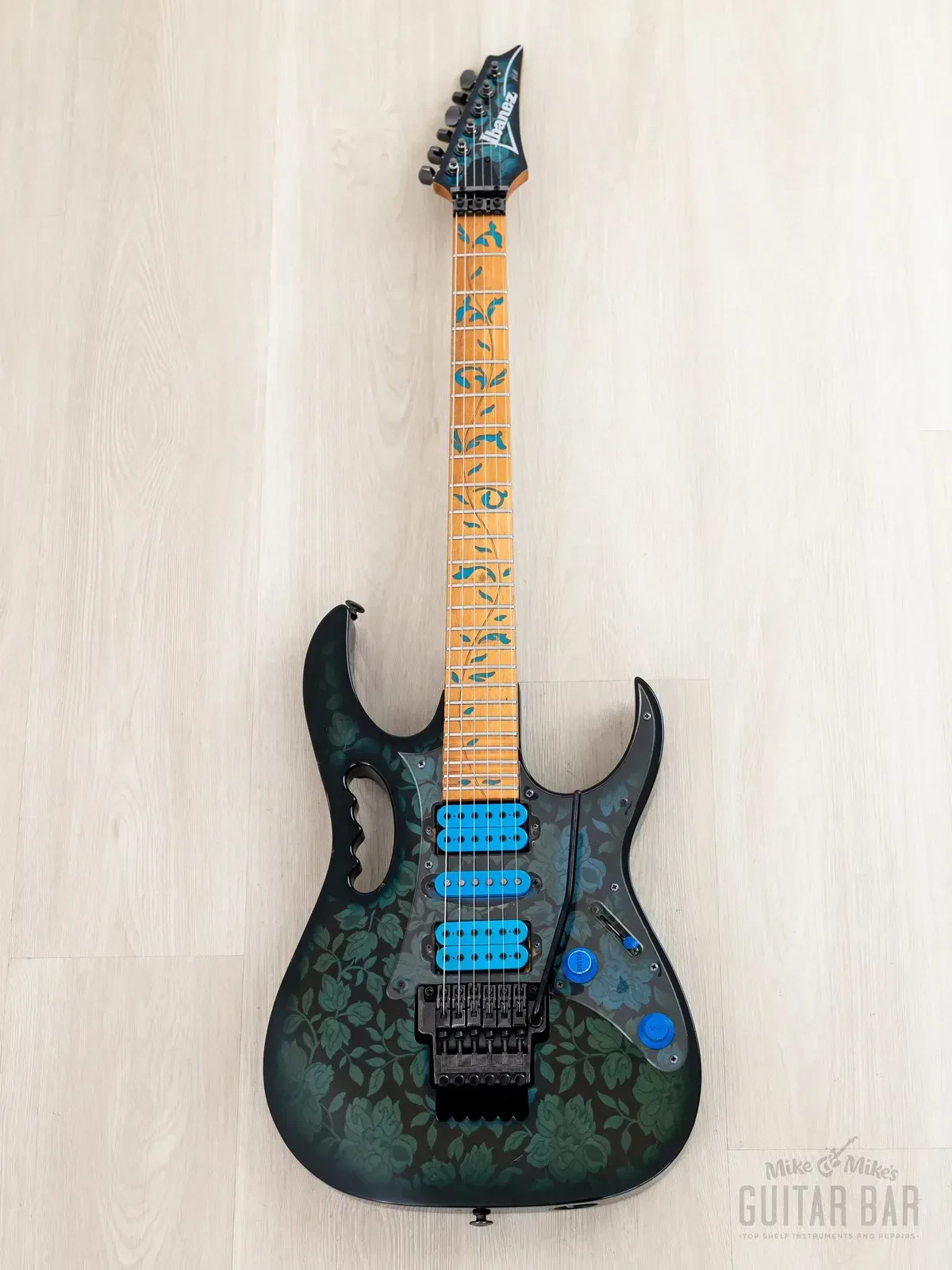 Электрогитара Ibanez JEM77 Steve Vai Signature HSH Blue Floral Pattern w/case Japan 1991