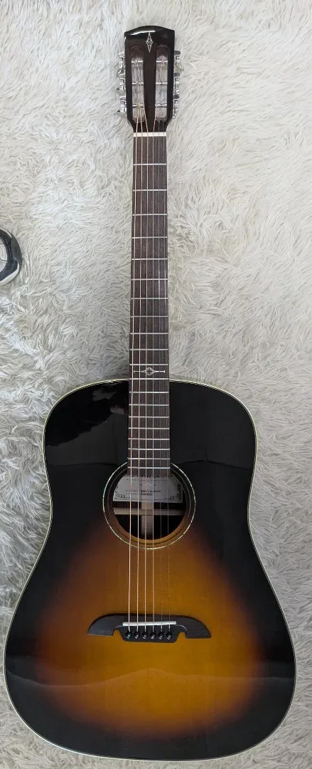Б/У Акустическая гитара Alvarez MDR70 Slope Shoulder Dreadnought Sunburst с кейсом
