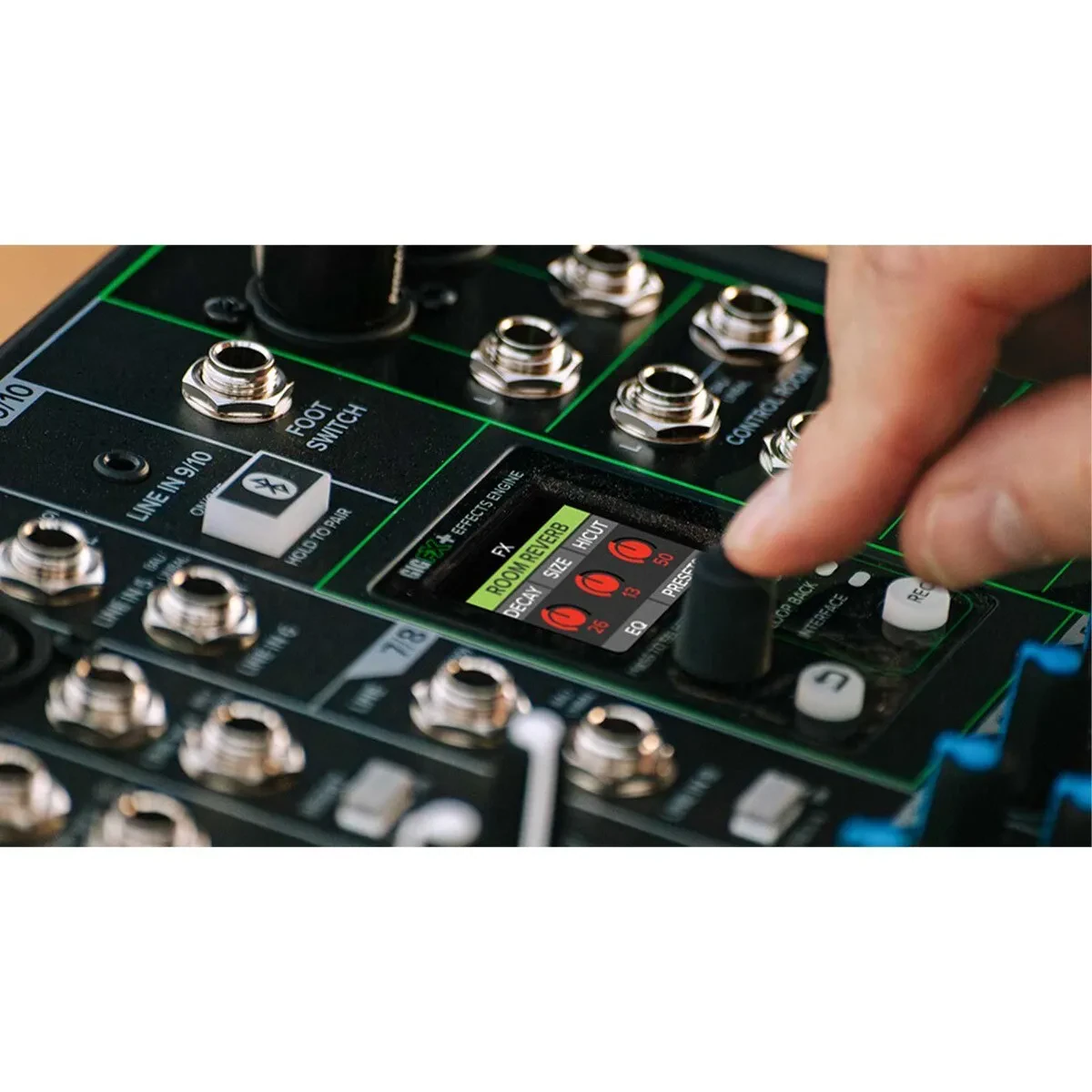 Изображение №11