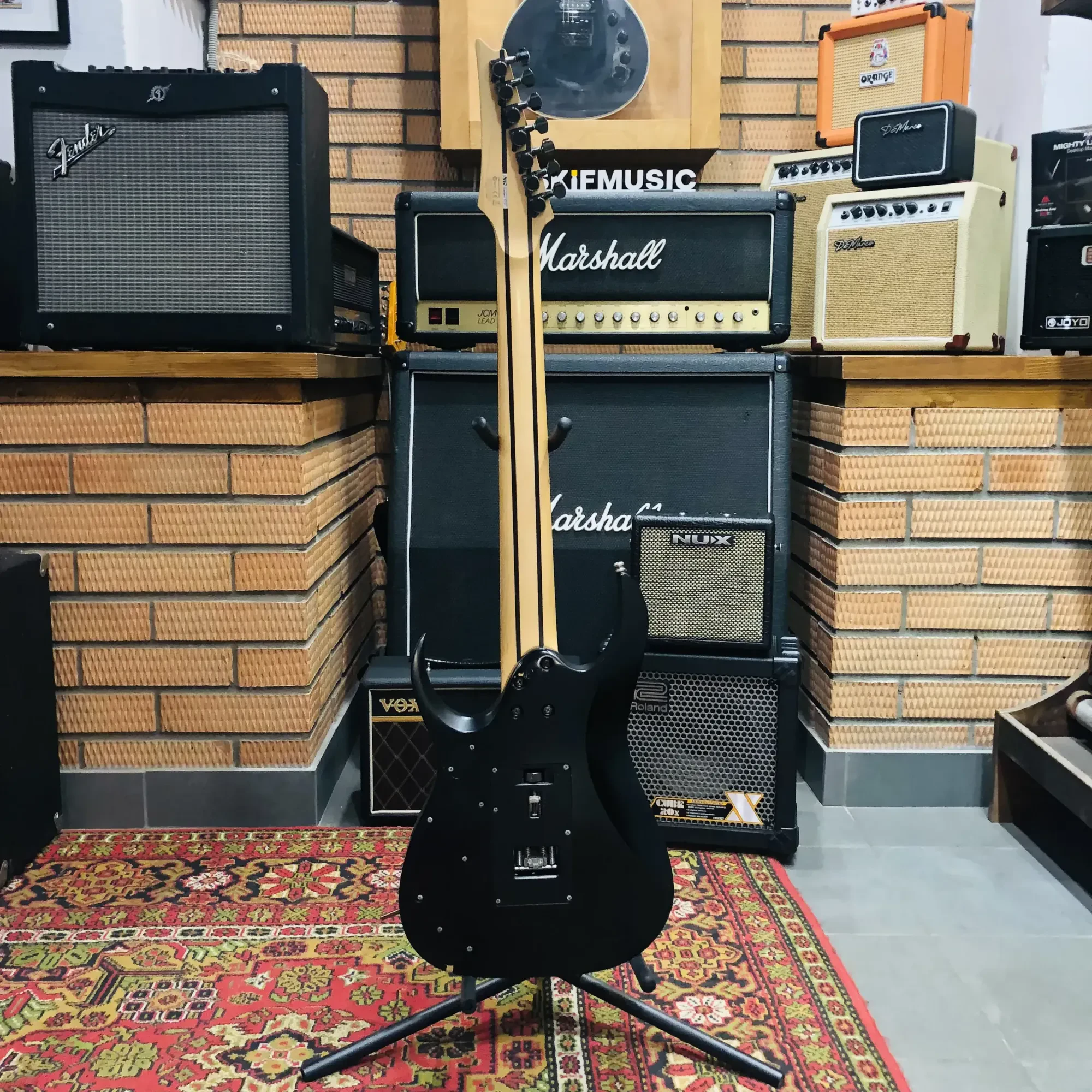 Изображение №13