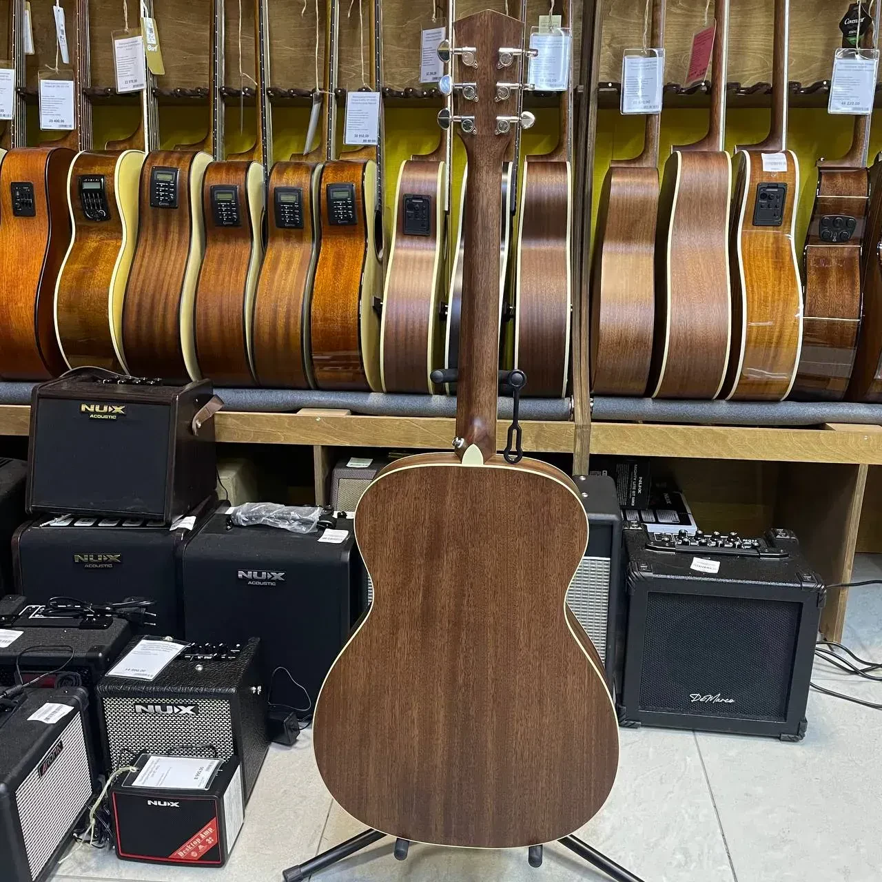 Изображение №6