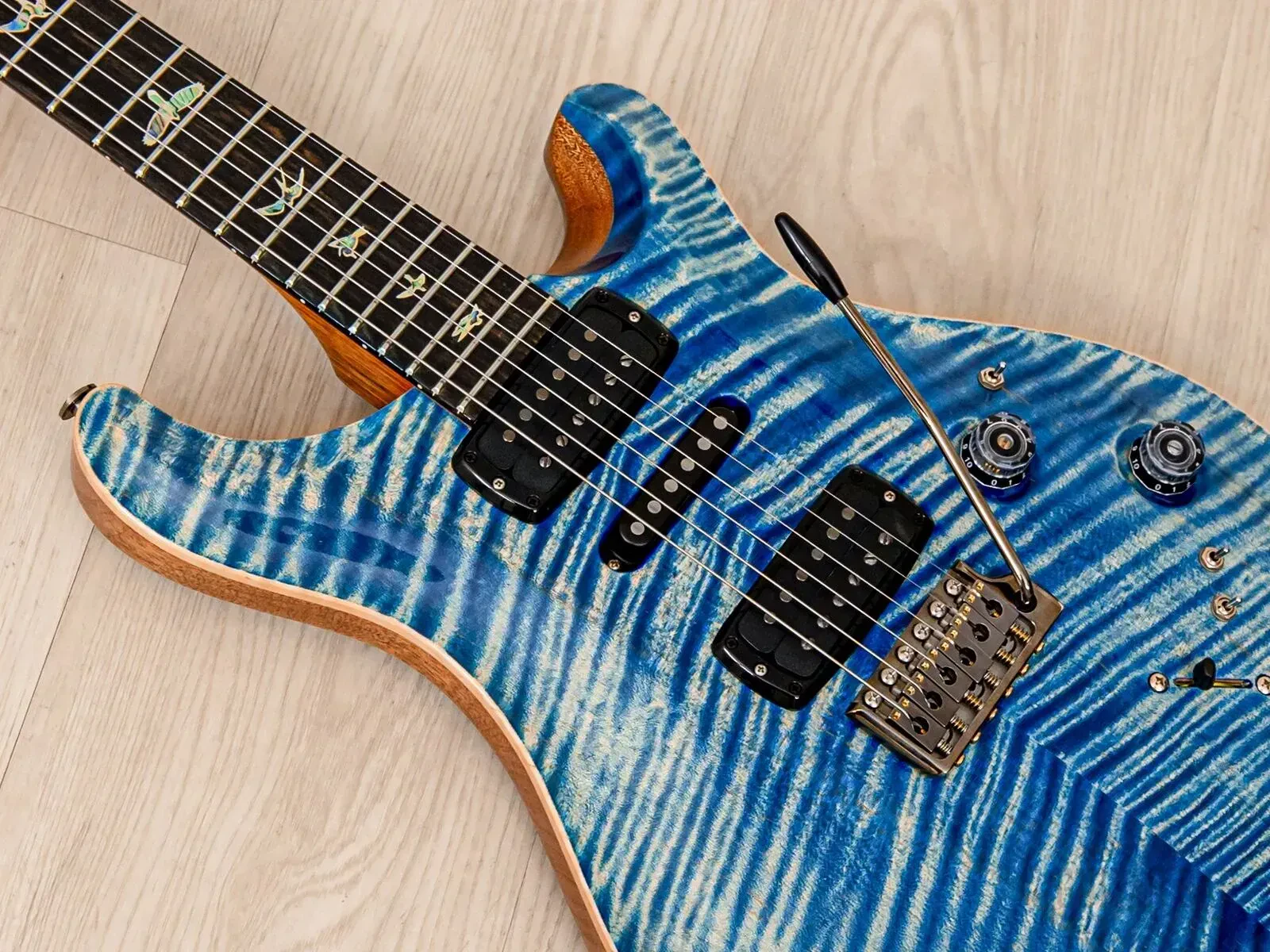 Изображение №6